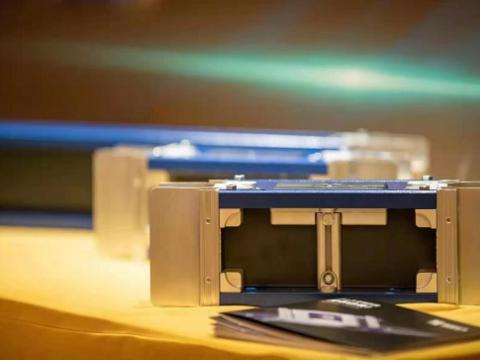 人生就是博官方网站电气Pro B母线正式宣布：：母线 被重新界说